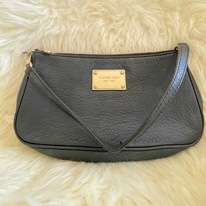 MICHAEL KORS Medium Pebbled Leather Wristlet